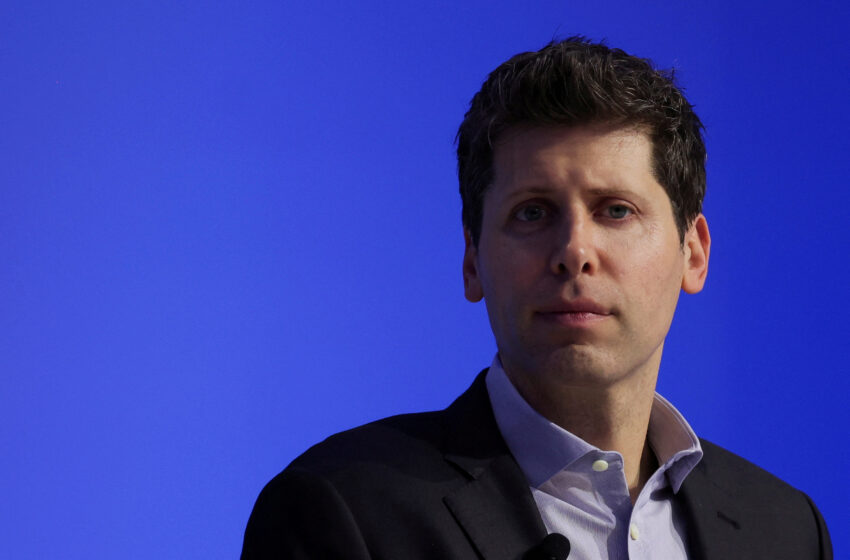  OpenAI Co-Founder Sam Altman Returns to His Startup