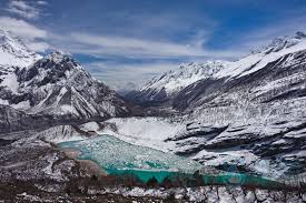 How to Handle a Medical Emergency in the Manaslu Region